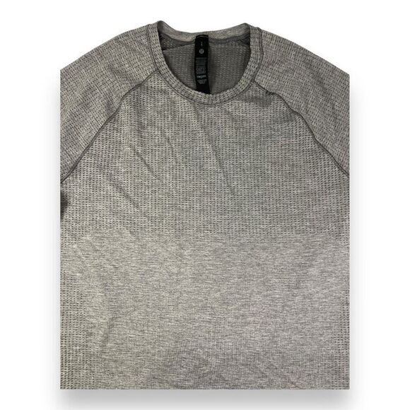 Lululemon Metal Vent Tech Athletic Short Sleeve Shirt Size Large - Picture 2 of 6